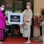Pameran Wastra Nusantara Tampilkan Ratusan Koleksi Tenun Langka dan Koleksi Jo Seda