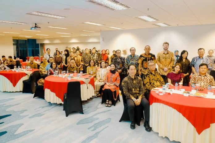 BNSP dan OJK Institute Gelar Silahturahmi dan Buka Puasa Bersama