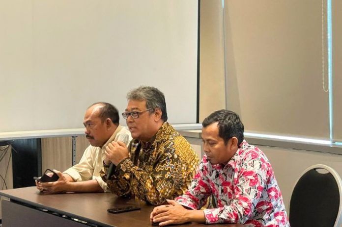 Foto : Bimbingan Teknis (Bimtek) Penyusunan Skema yang bertujuan untuk meningkatkan pemahaman dan kompetensi Lembaga Sertifikasi Profesi (LSP) dan Calon Lembaga Sertifikasi Profesi (CLSP) dalam penyusunan skema sertifikasi yang diadakan oleh BNSP berlangsung di Mercure Hotel Gatsu, (12/7/24). (Doc.Ist)