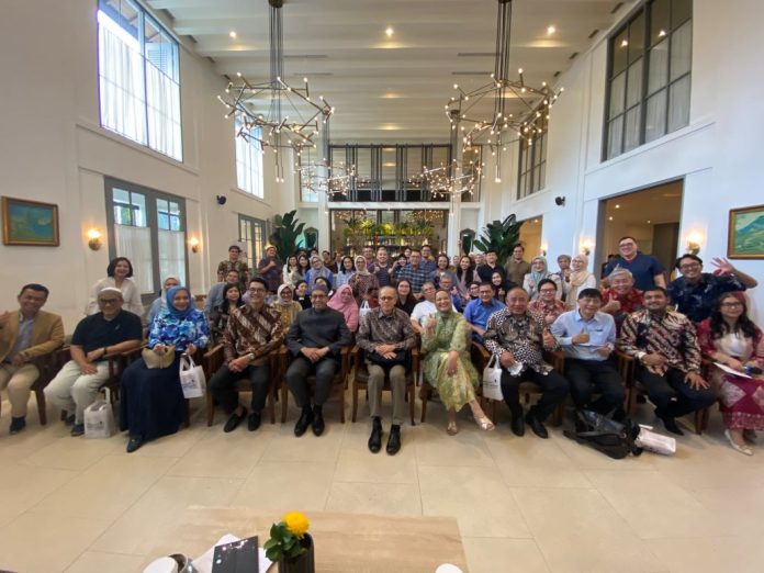 Foto : Brawijaya IVF Center menggelar seminar bertajuk “Update in Infertility Care” menghadirkan Dr. Robert Fisher, M.D, pelopor dan pendiri Fertility Center Hamburg, Jakarta (4/8/24). (Doc.Ist)